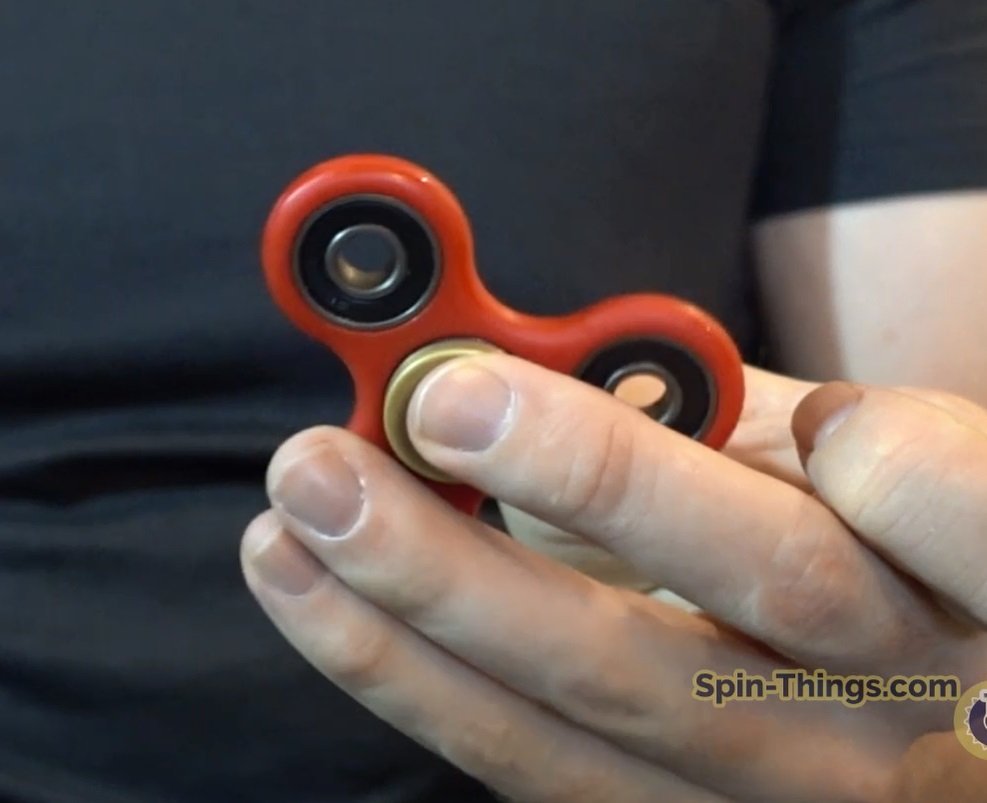 how to spin a fidget spinner 3